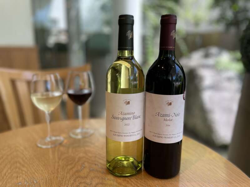 信州ワインの中でも1番のおススメが安曇野ワイナリー。グラスからお楽しみいただけます。 